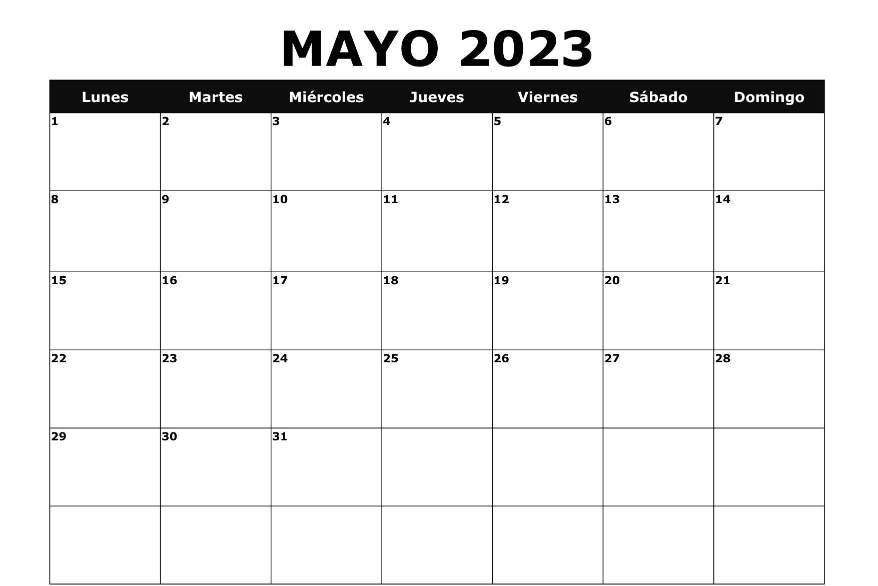 mayo 2023 blanco y negro
